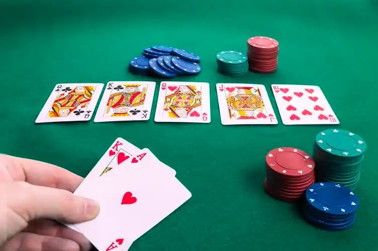 Catatan privasi saat mengecek hadiah akun